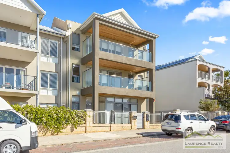 1/5 Boston Quays, Mindarie WA 6030