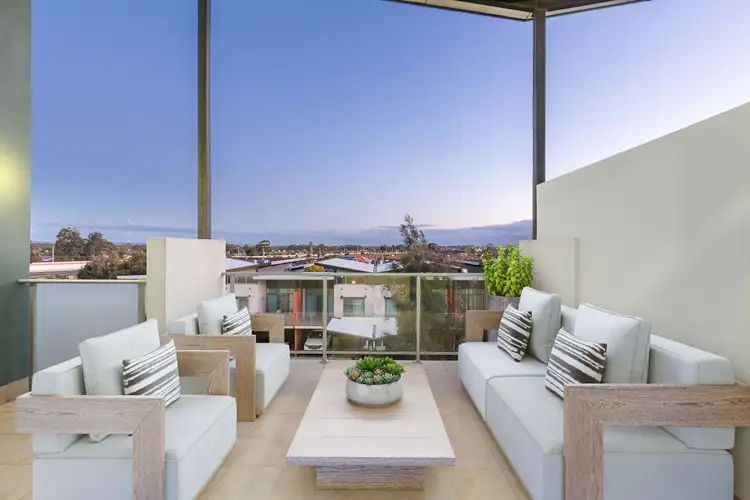 6/30 Malata Crescent, Success WA 6164