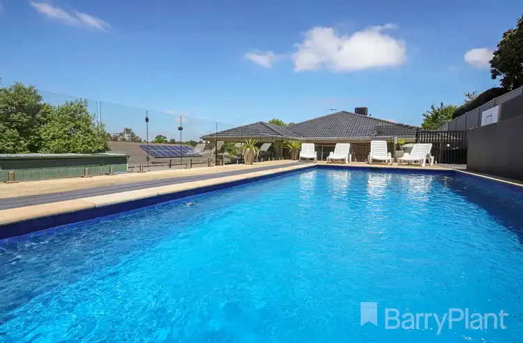 57 Haddon Hall Drive, Attwood VIC 3049