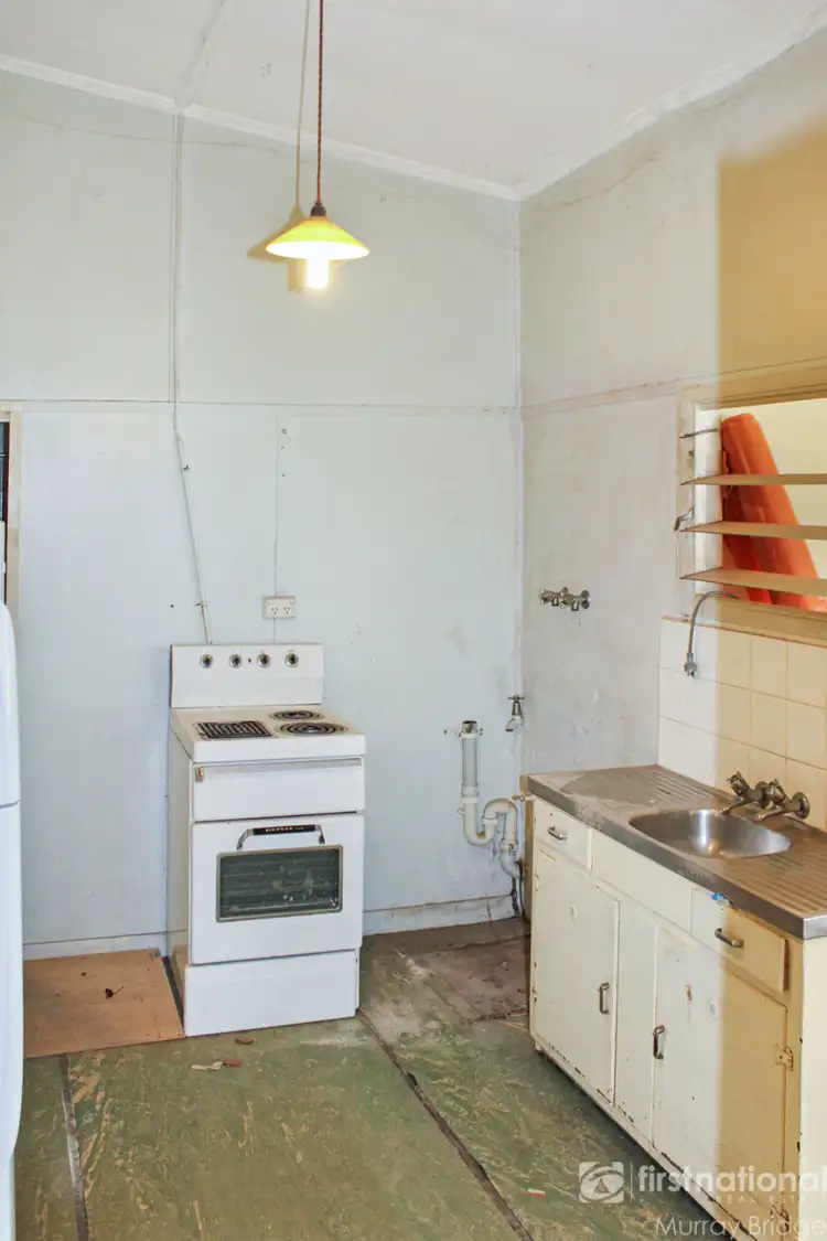 Fifth view of Homely house listing, 5 William Street, Murray Bridge SA 5253
