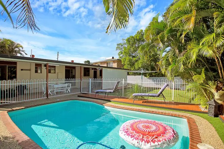 25 Cavanagh Drive, Blacks Beach QLD 4740