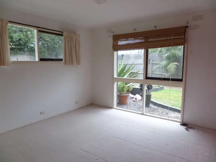 Seventh view of Homely house listing, 2 Dampier Court, Grovedale VIC 3216