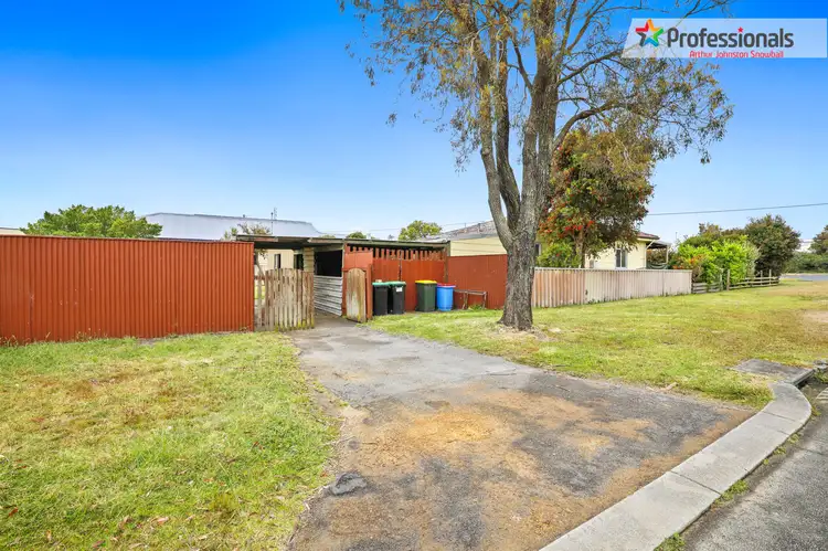 447 Albany Highway, Orana WA 6330