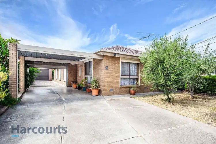 8 Bird Street, Deer Park VIC 3023