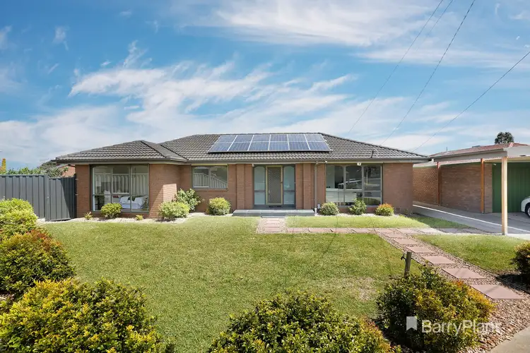 9 Marina Close, Gladstone Park VIC 3043