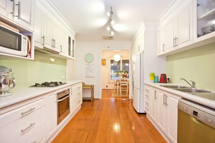 Fifth view of Homely house listing, 3 Earlsfield Court, Deer Park VIC 3023