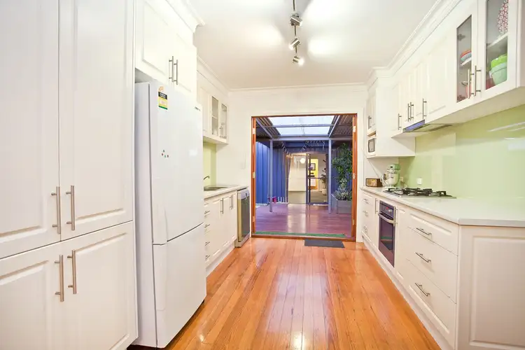 Sixth view of Homely house listing, 3 Earlsfield Court, Deer Park VIC 3023