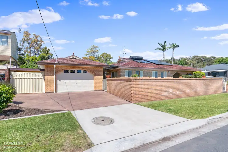 1A Alexander Street, Mount Hutton NSW 2290
