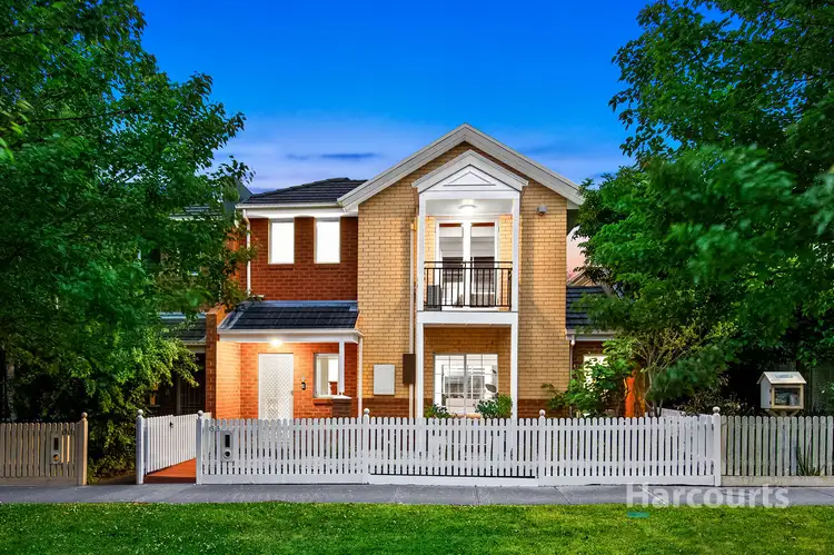 33 Village Way, Maribyrnong VIC 3032