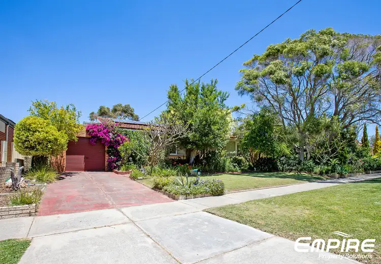 3 Carr Street, Beaconsfield WA 6162
