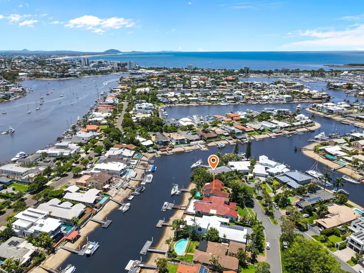 6 Island Court, Minyama QLD 4575