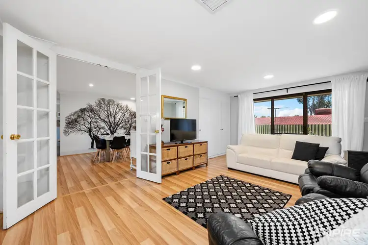 18 Petterson Avenue, Kardinya WA 6163
