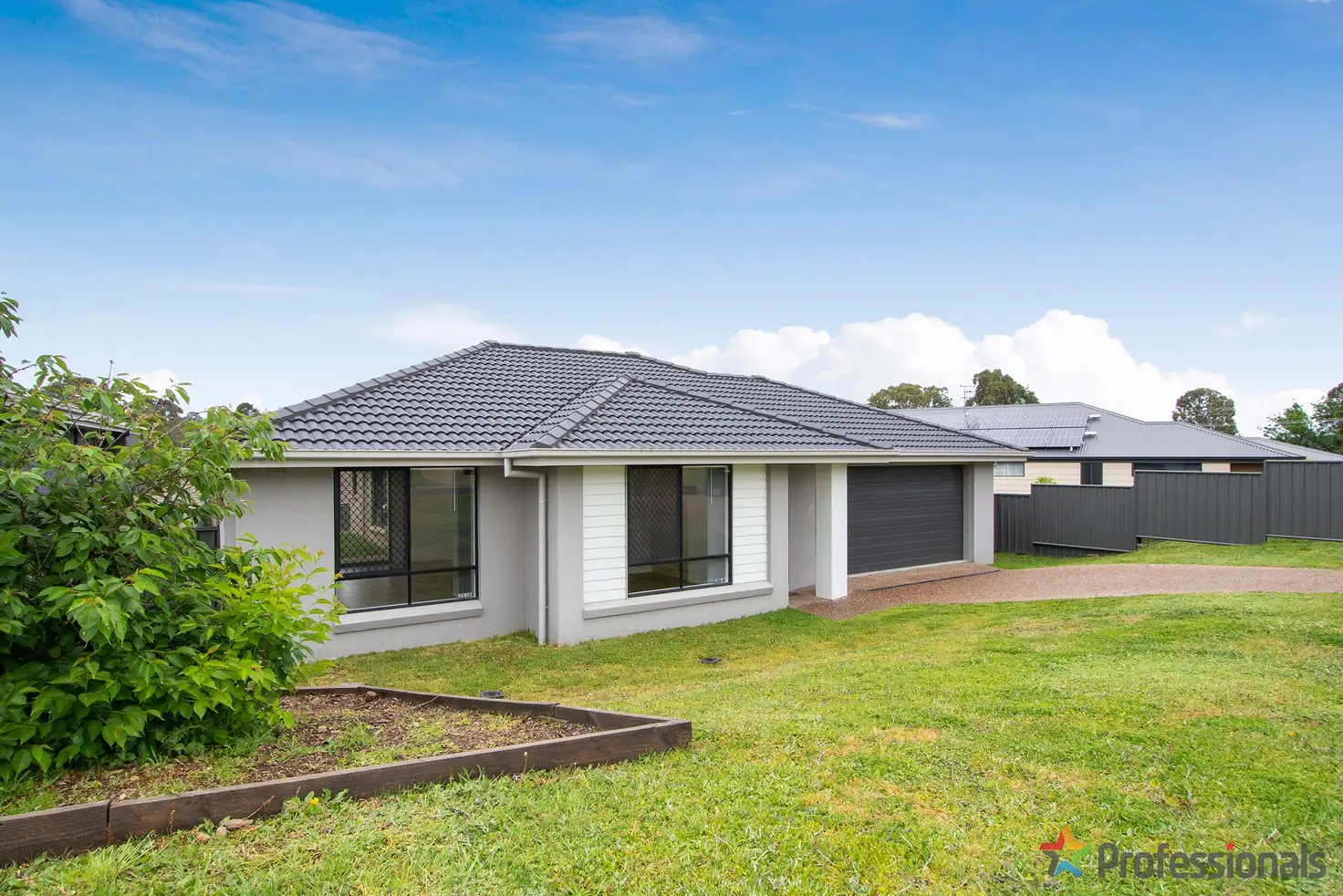 Main view of Homely house listing, 5 Schaefer Drive, Armidale NSW 2350