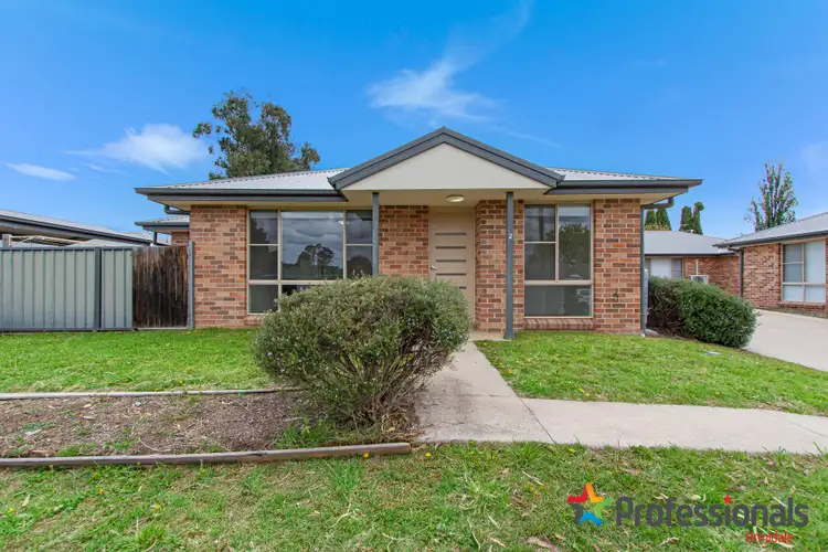 Main view of Homely townhouse listing, 3/26 Solomon Avenue, Armidale NSW 2350