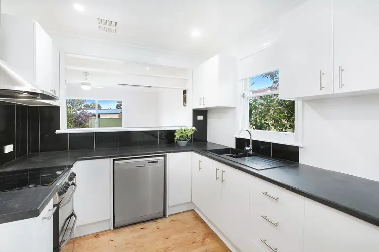 Fourth view of Homely house listing, 8 Valder Avenue, Hobartville NSW 2753