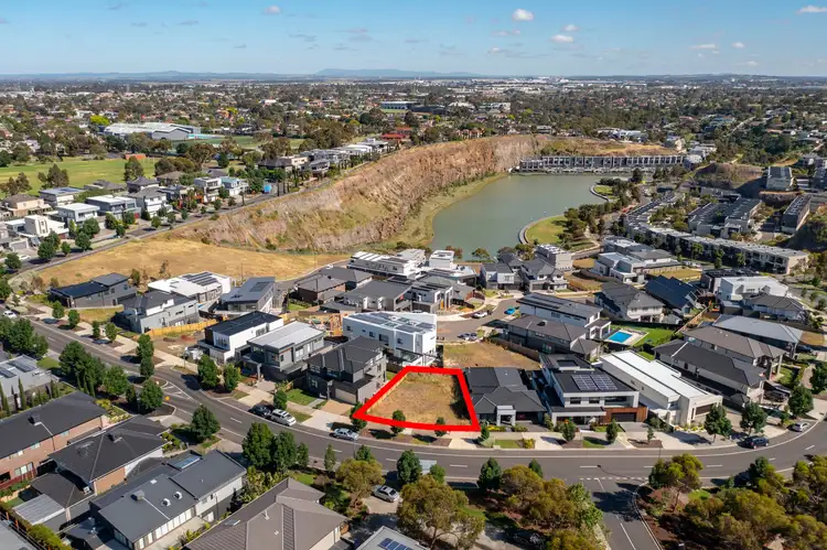19 Valley Lake Boulevard, Keilor East VIC 3033