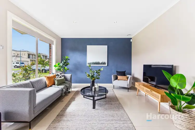 Third view of Homely house listing, 2 Elmsted Court, Cairnlea VIC 3023