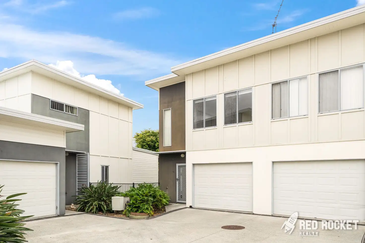 Main view of Homely townhouse listing, 30/1-5 Cascade Drive, Underwood QLD 4119