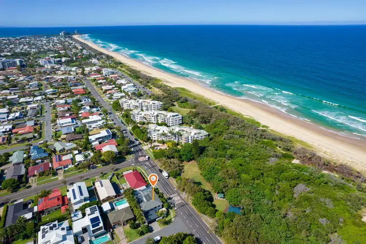 2 Lapoinya Crescent, Warana QLD 4575