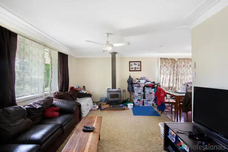 Third view of Homely house listing, 6 Simpson Avenue, Armidale NSW 2350