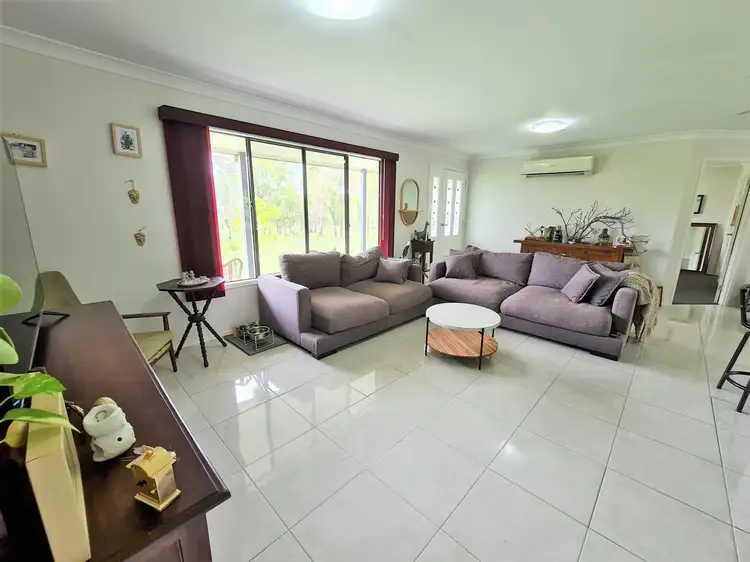 4 Beames Drive, Laidley South QLD 4341