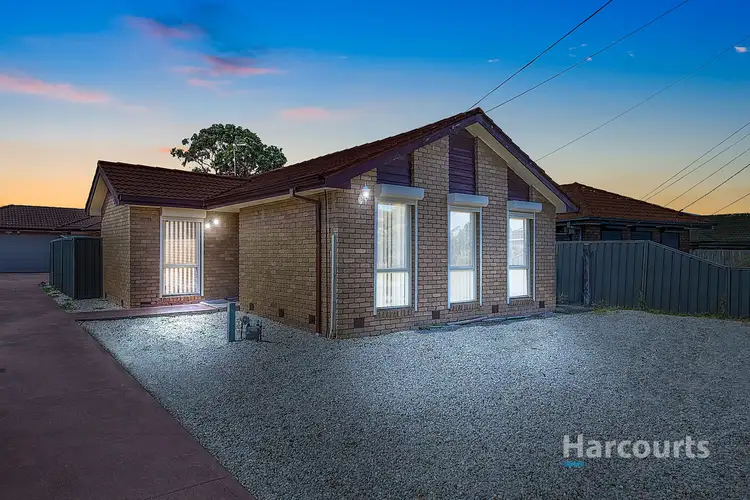 1/48 Perrett Avenue, St Albans VIC 3021