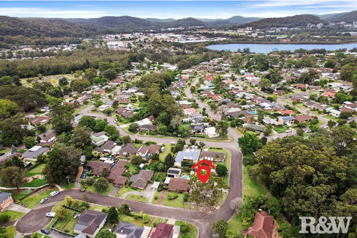 Main view of Homely house listing, 2 Camden Close, Point Clare NSW 2250