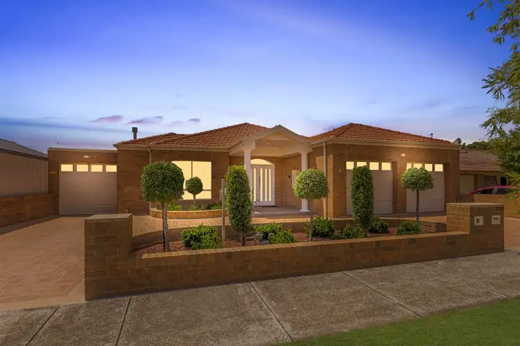 3 Yacht Court, Taylors Lakes VIC 3038