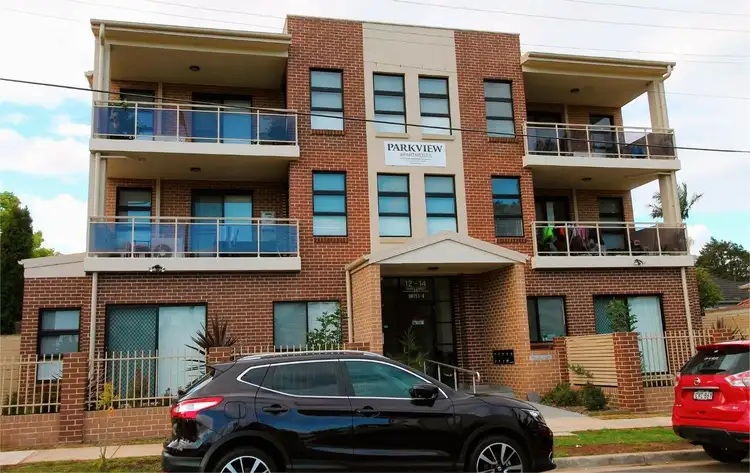 2/12-14 Banks Street, Parramatta NSW 2150