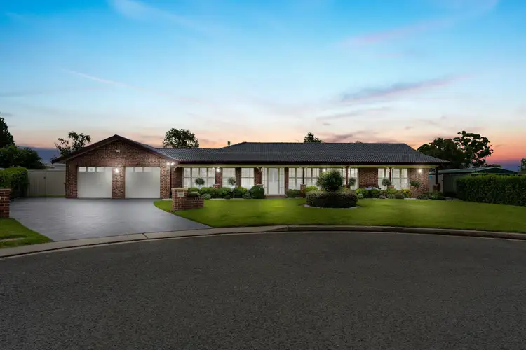 9 Langley Place, Richmond NSW 2753