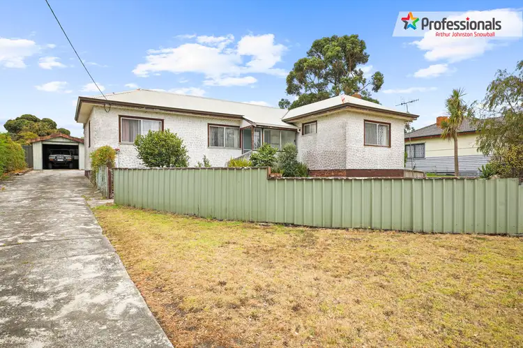7 William Street, Yakamia WA 6330