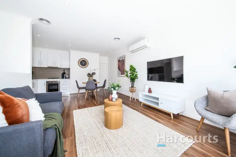 8/18 Northumberland Road, Sunshine North VIC 3020