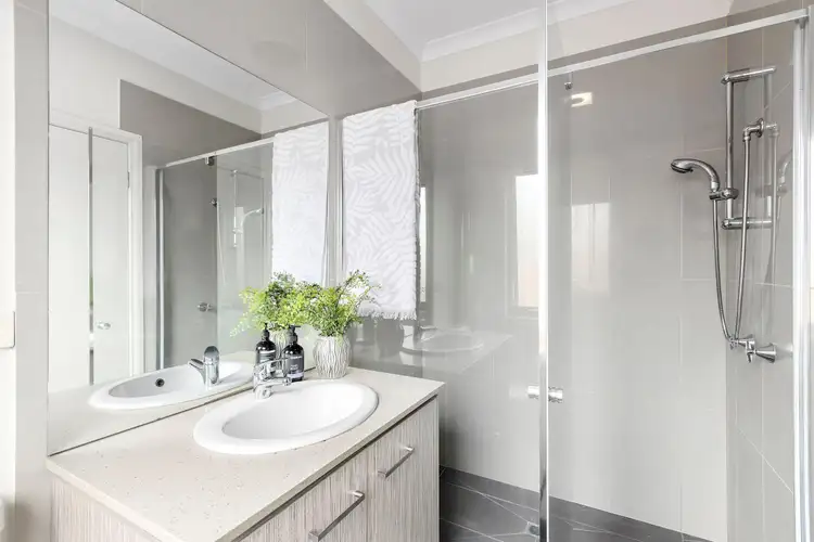 Fifth view of Homely townhouse listing, 2/25 Hamilton Street, Niddrie VIC 3042
