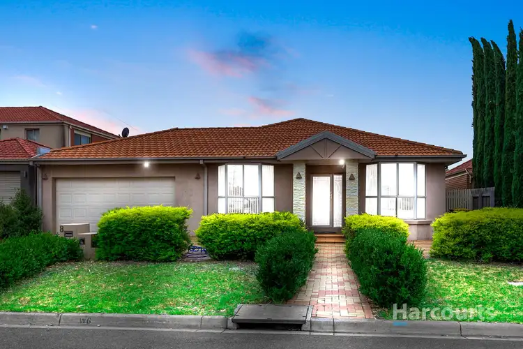 8 Spearfelt Court, Cairnlea VIC 3023