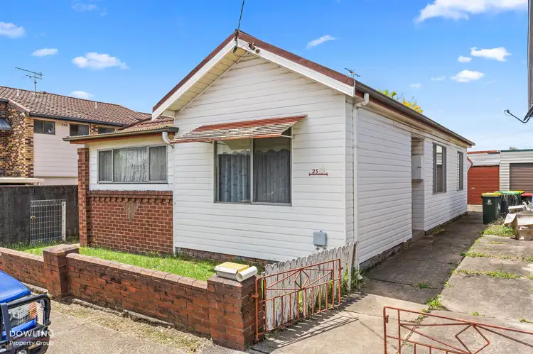 25 Tarin Street, Mayfield East NSW 2304
