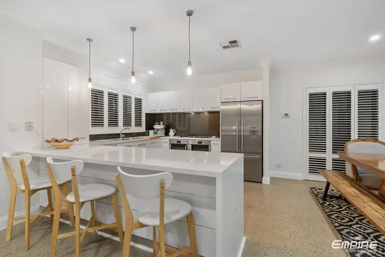 10 Butterworth Place, Beaconsfield WA 6162