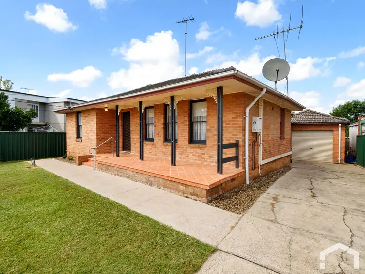 44 Kurama Cres, Whalan NSW 2770