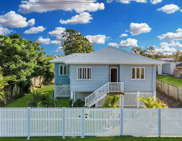 43 Shell Street, Urangan QLD 4655
