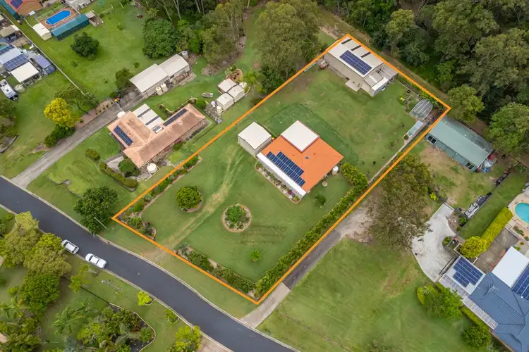 13-15 Greygum Crescent, Ningi QLD 4511