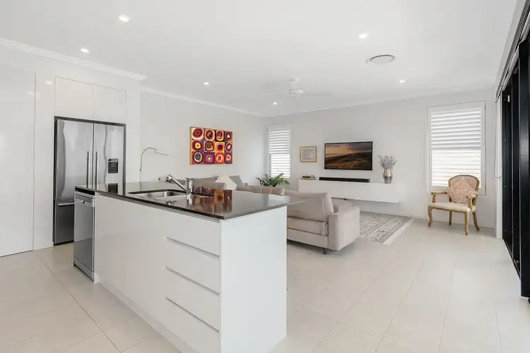 Sixth view of Homely townhouse listing, 2/2 Saint Pauls Place, Isle Of Capri QLD 4217