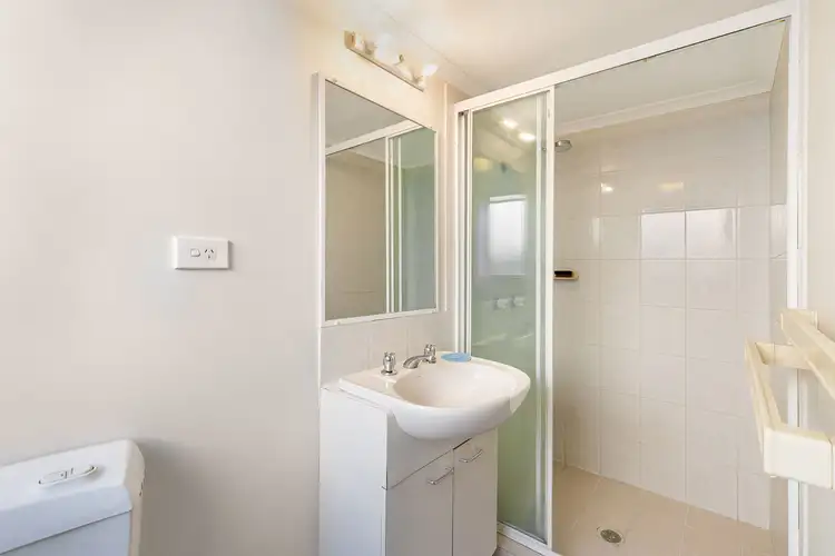 Fifth view of Homely apartment listing, 4/124 Carmody Road, St Lucia QLD 4067