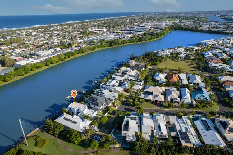 Second view of Homely house listing, 15 Bonaire Court, Kawana Island QLD 4575