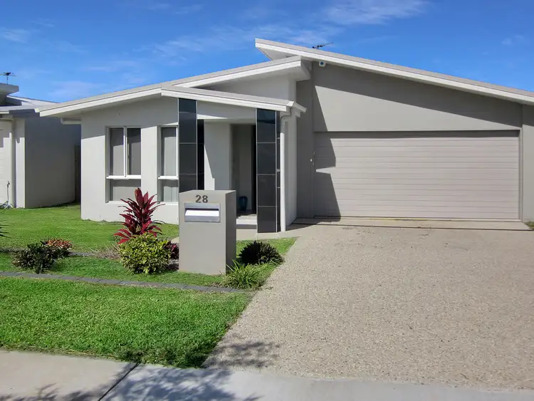 28 Phoenix Crescent, Rural View QLD 4740