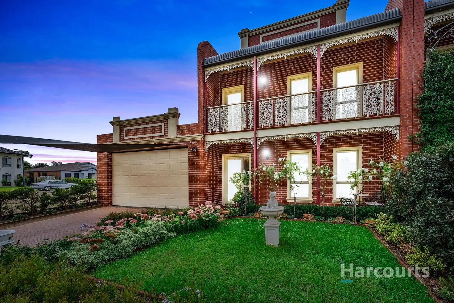 Main view of Homely townhouse listing, 39 Pinewood Crescent, Cairnlea VIC 3023