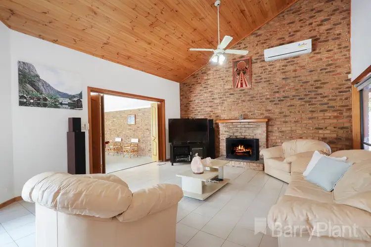 Sixth view of Homely house listing, 1 Stirling Close, Greenvale VIC 3059
