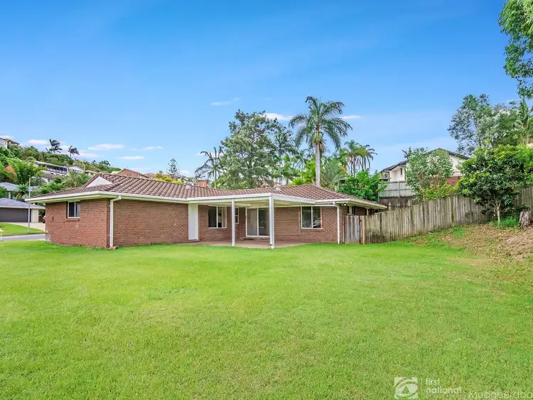 26 Renfrew Drive, Highland Park QLD 4211