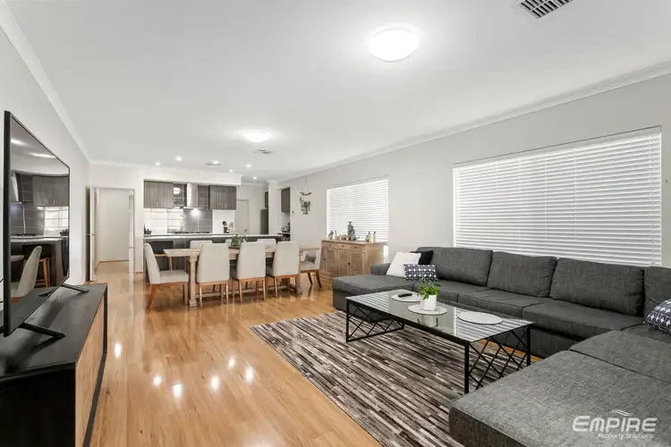 9 Rasano Promenade, Coogee WA 6166