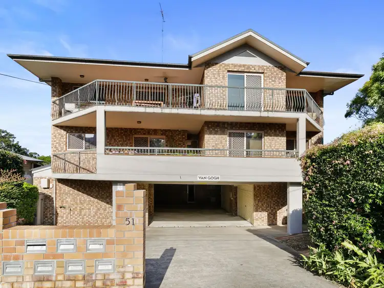 1/51 Pembroke Road, Coorparoo QLD 4151
