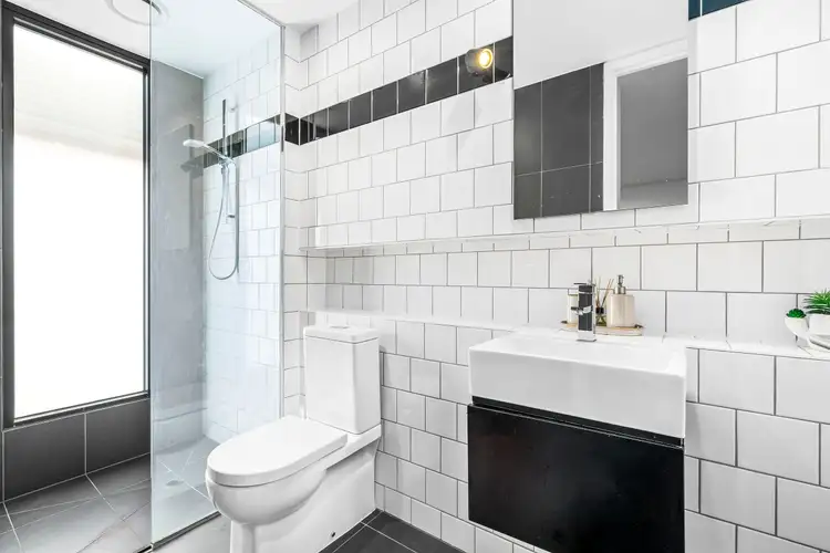 Sixth view of Homely apartment listing, 102/324 Pascoe Vale Road, Essendon VIC 3040