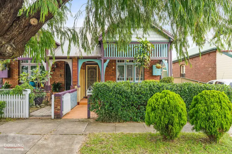 32 Smith Street, Mayfield East NSW 2304